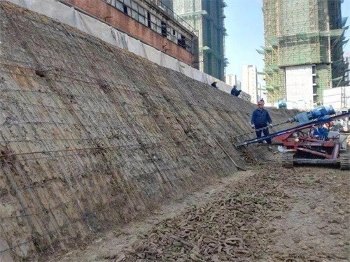 城东建筑边坡支护