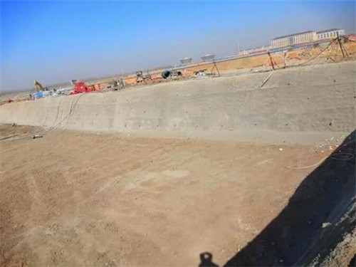城东高铁桩基础建设